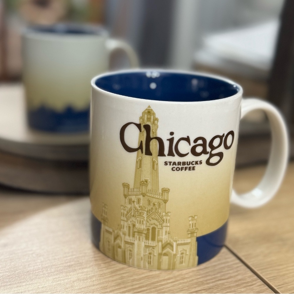 Starbucks mug from Chicago